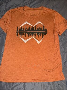 SHEIN Burnt Orange Short Sleeve Tee with Black & White Mountain Graphic